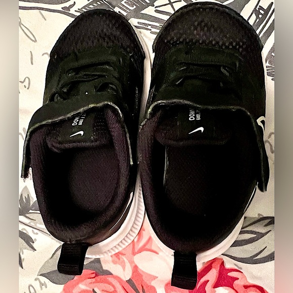 Baby Boys’/Unisex/Toddler Nike Downshifter Black size 6c Tennis Shoes Sneakers - Picture 6 of 10